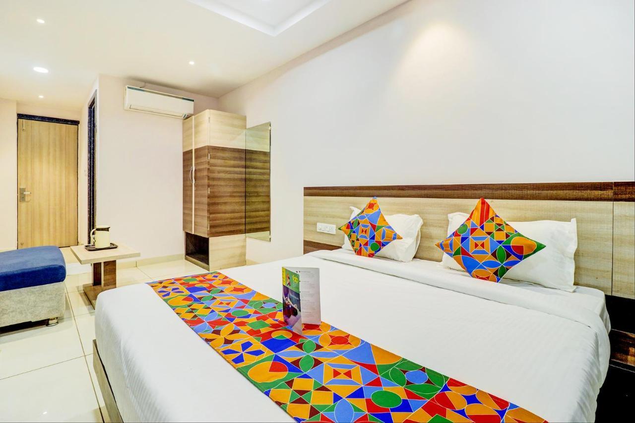 Fabhotel Pishori Inn Indaur Exteriér fotografie
